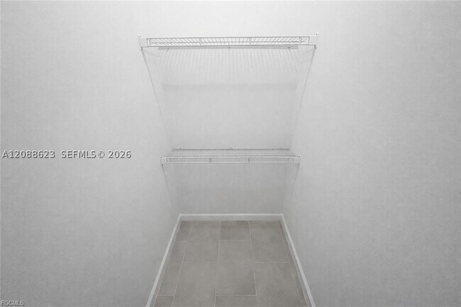 Foto del edificio - 4187 E 26th St