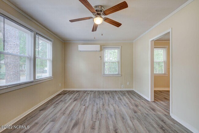Building Photo - 2837 Vance St