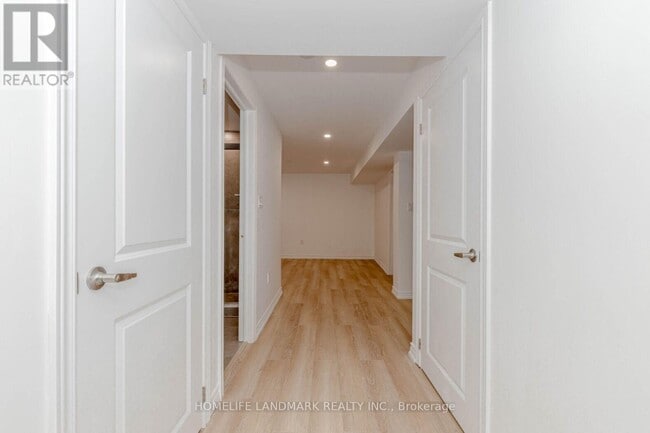 Building Photo - 621 Fullum Lndg