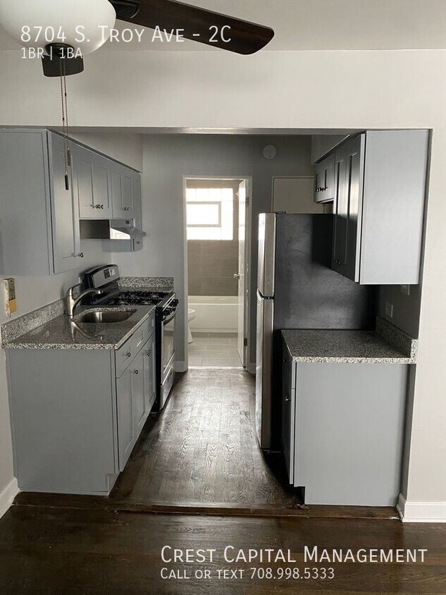 8704 S Troy Ave Unit 2C, Evergreen Park, IL 60805 Room for Rent in