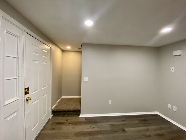 Main Entrance to Living Room - 30 Clayton St