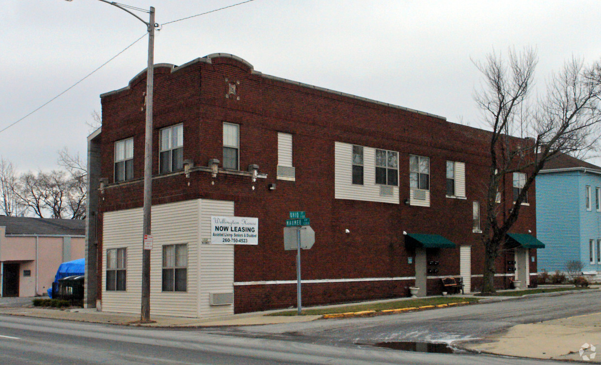 Building Photo - 1232 Maumee Ave