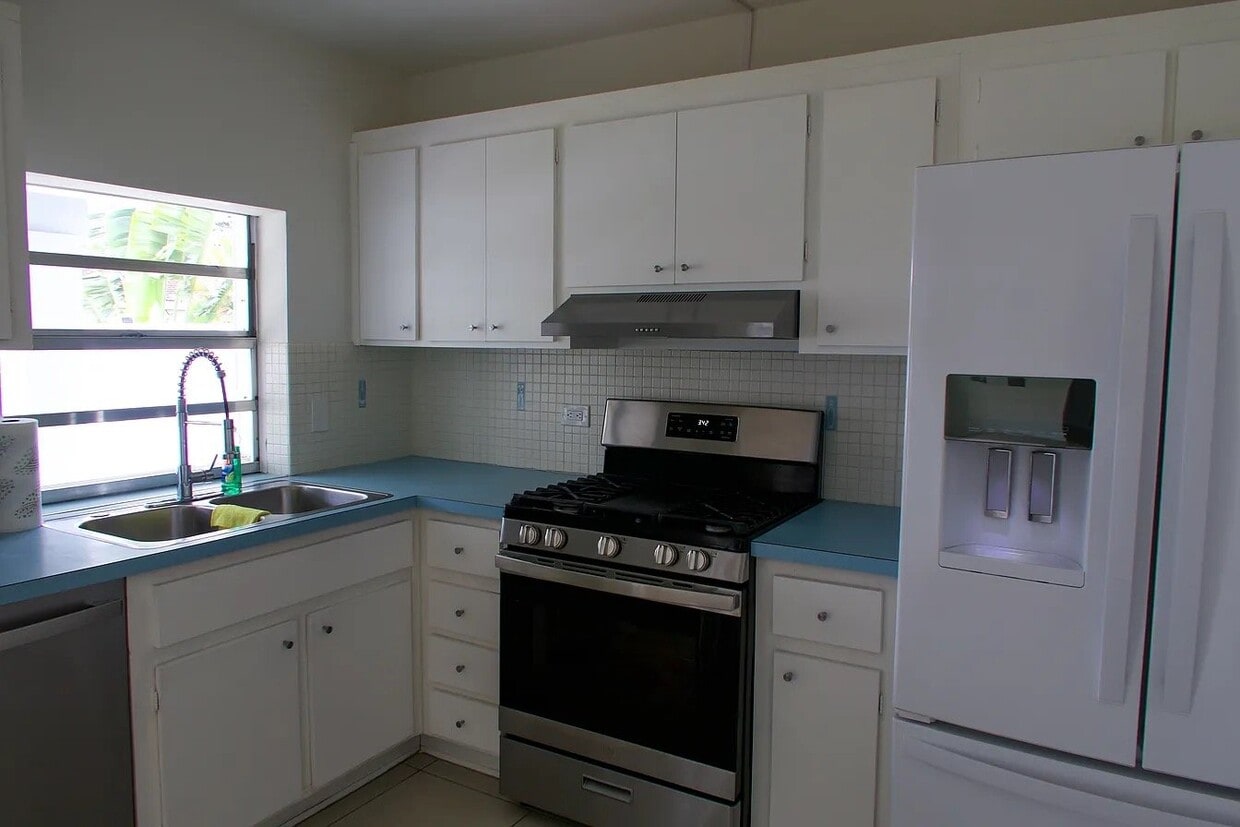 Photo - 3011 SW 97th Ct (Miami, FL)