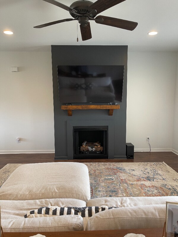 Foto del edificio - 1064 Briarwood Dr