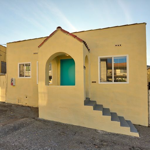 Primary Photo - 5728 Aldama St