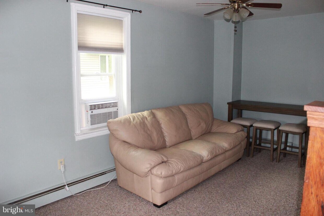 126 N 3rd St, Telford, PA 18969 House Rental in Telford, PA