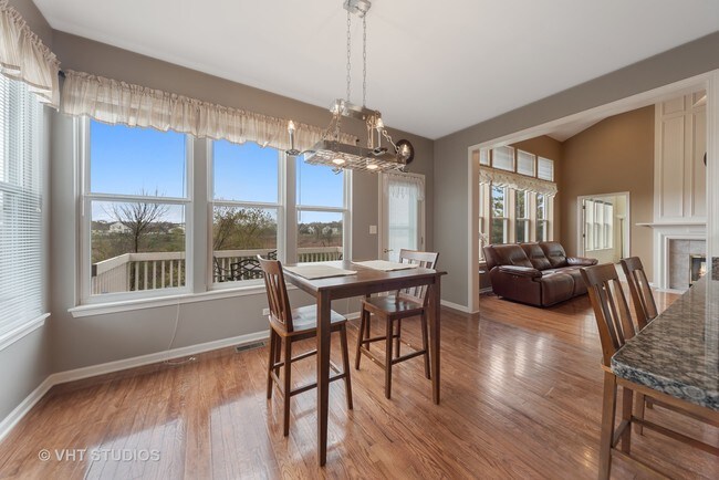 Foto del edificio - 10 Rock River Ct