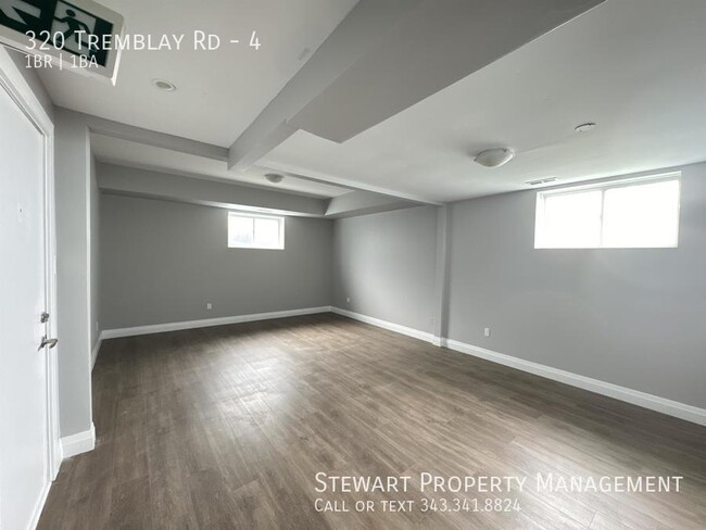 Photo du bâtiment - 320 Tremblay Rd