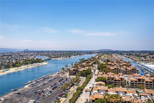 Building Photo - 7106 Marina Pacifica Dr S