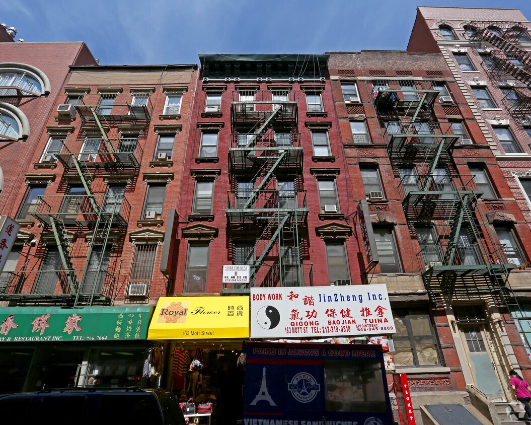 Foto del edificio - 163 Mott St