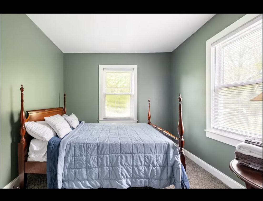 Building Photo - Room in House on Morgantown Rd