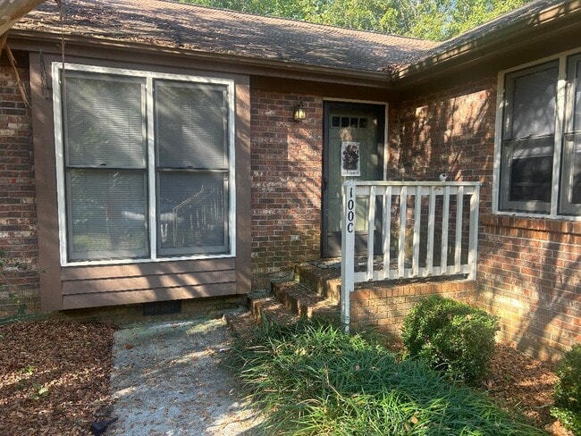 Building Photo - 5500 Fortunes Ridge Dr