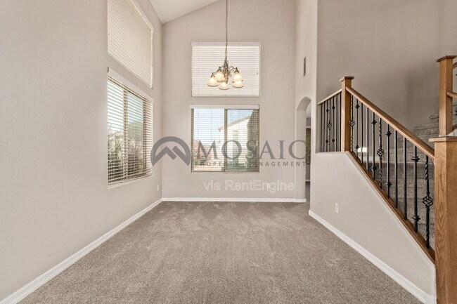 Foto del edificio - 2242 W Green Tree Dr