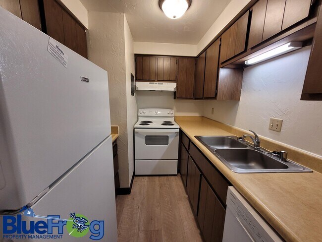 Foto del edificio - 2760 Humboldt Rd