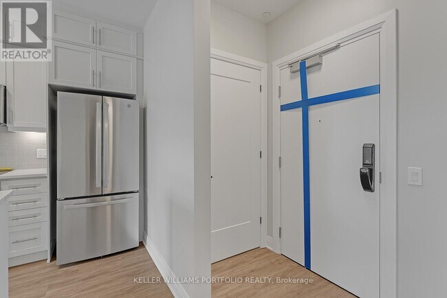 Photo du bâtiment - 95 Dundas St W