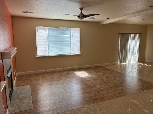Building Photo - 3645 Yacht Dr