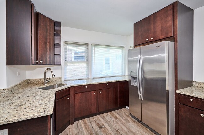 Foto del edificio - 7810 E Prairie Rd