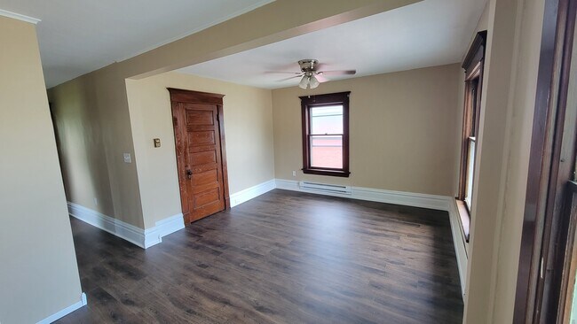 Living room - 5087 S Catherine St