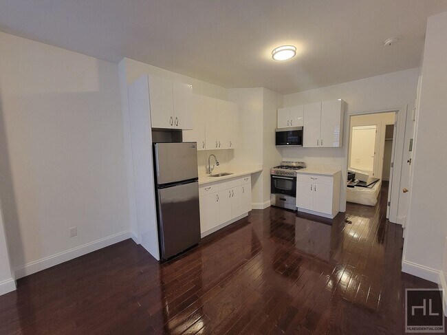 Foto del edificio - EAST 87TH STREET
