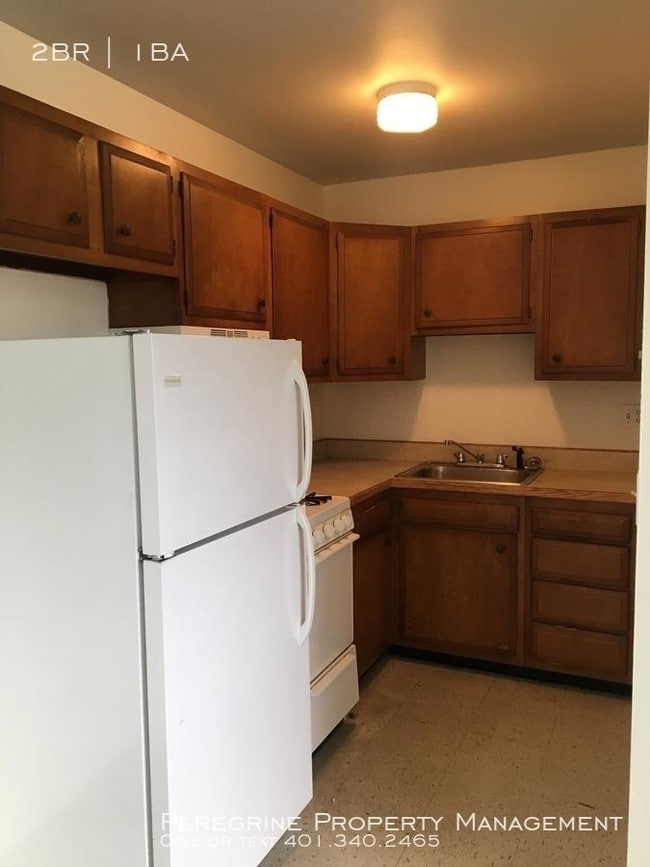 Building Photo - 1 bedroom in East Providence RI 02914
