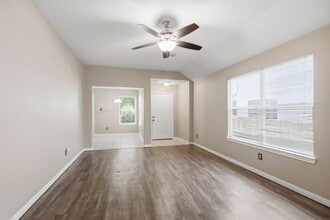 Building Photo - 3031 Cypress Island Dr