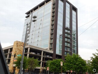 Building Photo - 300 E 3rd St