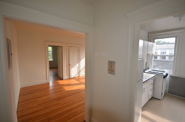 Building Photo - 1640 Commonwealth Ave