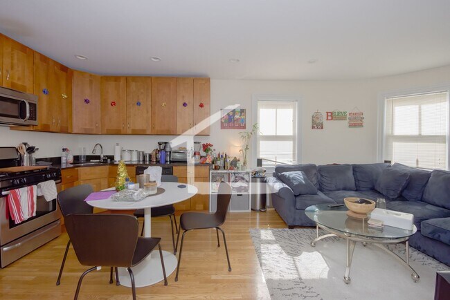 Photo - 80 Linden St., Apartment