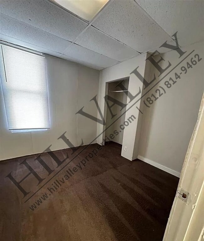 Building Photo - Two Bedroom Home