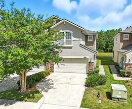 Building Photo - 6119 Bartram Village Dr