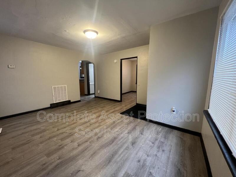 Foto principal - 3102 W 40th Ave