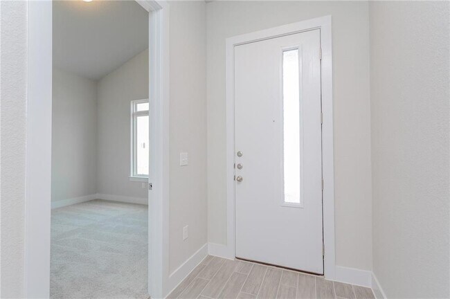 Building Photo - 10905 Charger Wy