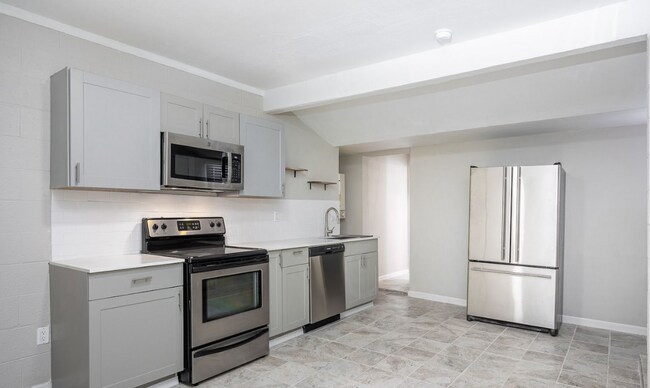 Foto del edificio - 516 N Roosevelt Ave