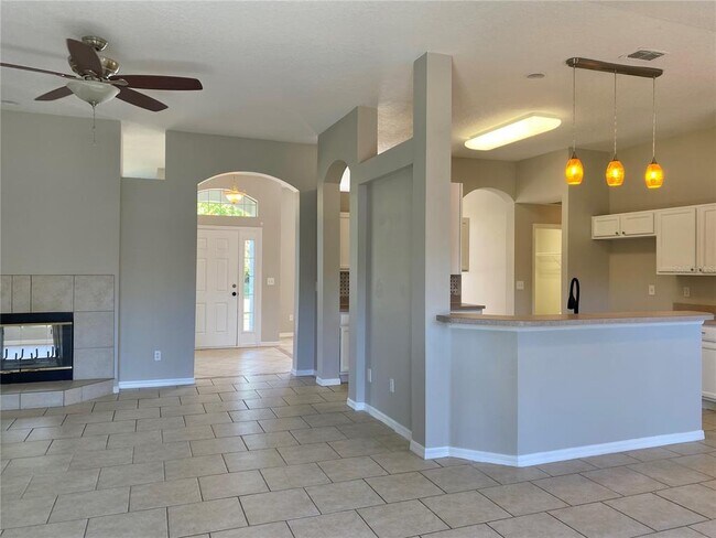 Foto del edificio - 36 Prosperity Ln