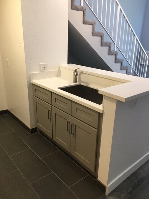 Foto del edificio - 6732 Franklin Pl