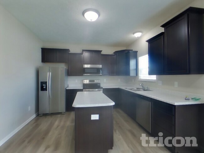 Foto del edificio - 2252 Silver Spoon Dr