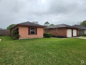Building Photo - 2830 Virginia Colony Dr