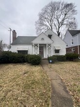 Building Photo - 2201 Windemere Ave