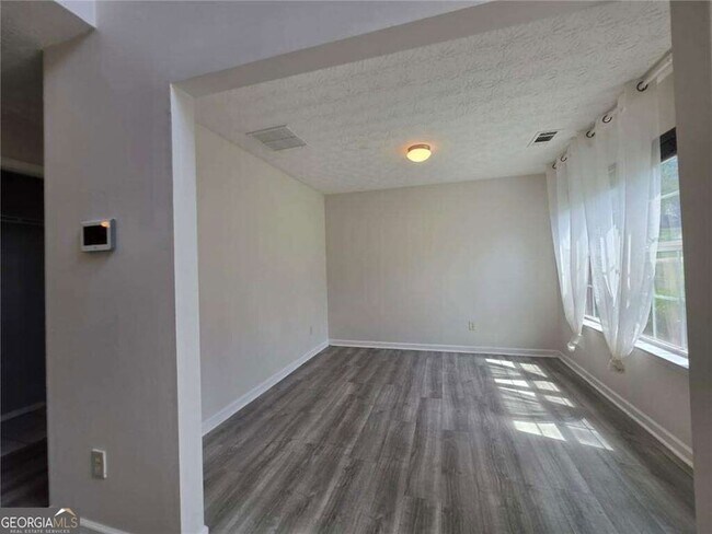 Foto del edificio - 3983 Roxberry Hill Ln NE