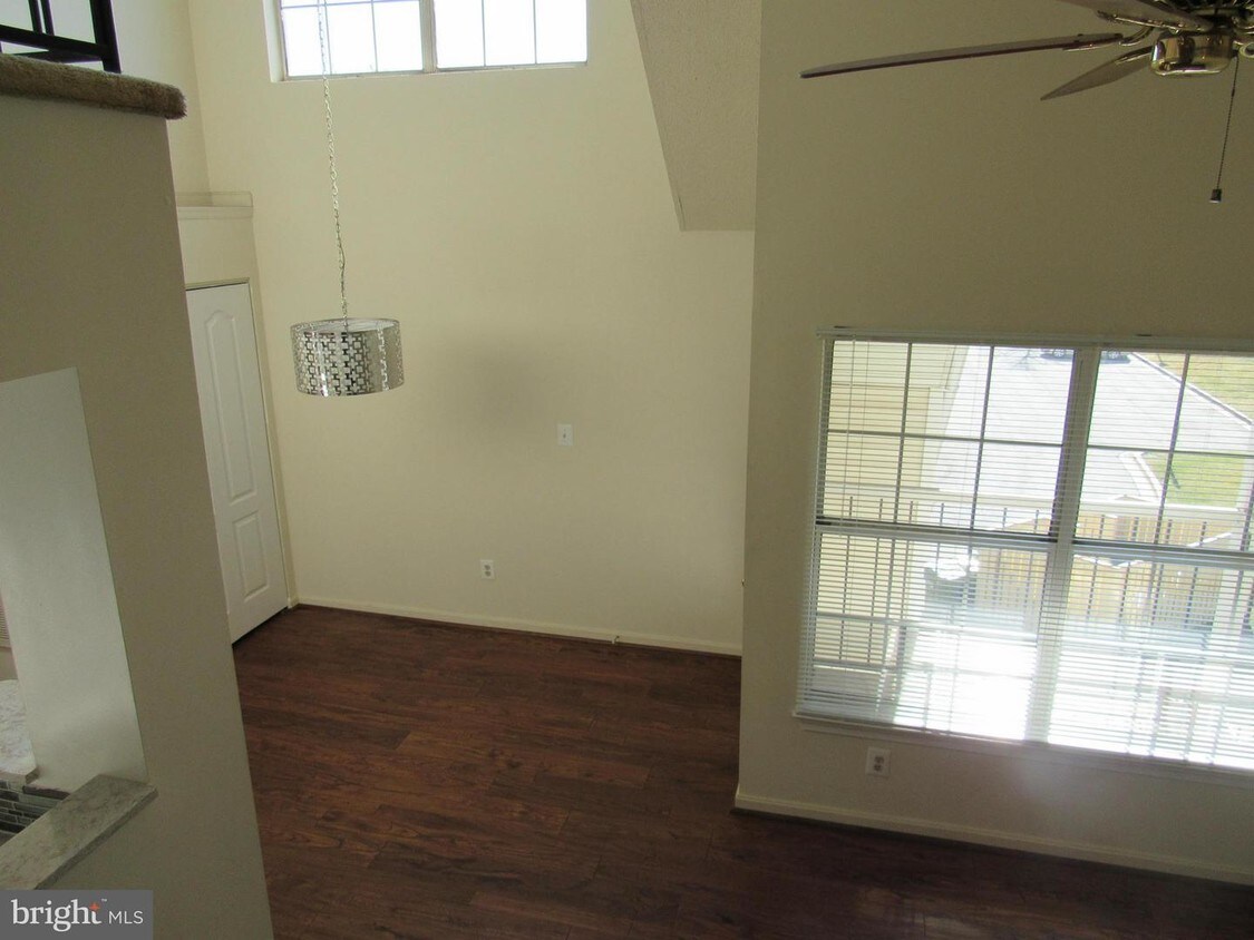 Foto principal - 14104 Yardarm Way