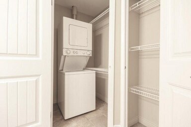 Building Photo - Towerview Apartments