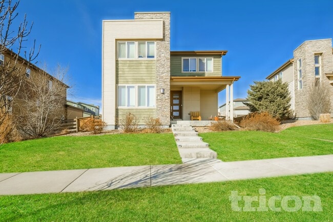 Building Photo - 10239 Southlawn Cir