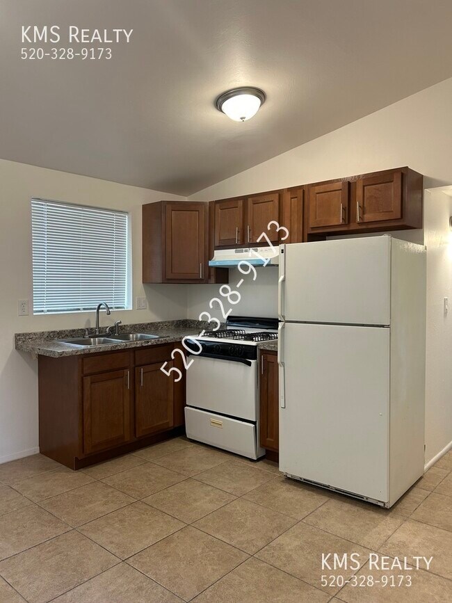 Foto del edificio - 5126 E Bellevue St