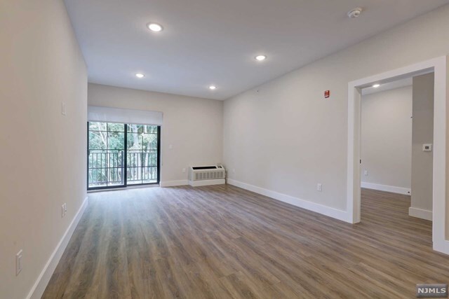 Foto del edificio - 305 Patterson St