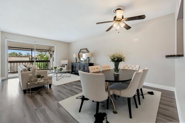 Foto del edificio - 6336 Newtown Cir