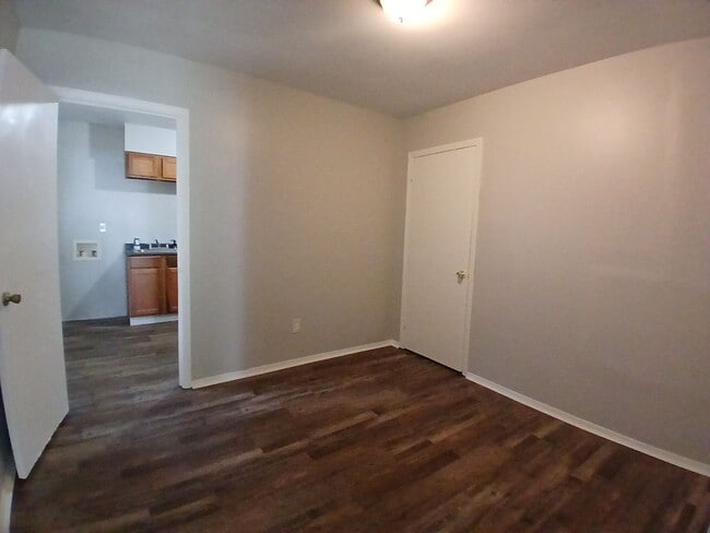 Foto del edificio - Newly remodeled two-bedroom, one-bath duplex