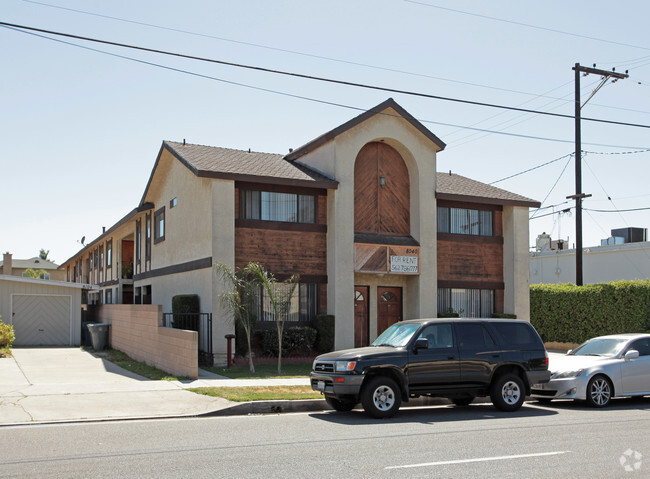 Foto del edificio - 8040 Stewart and Gray Rd