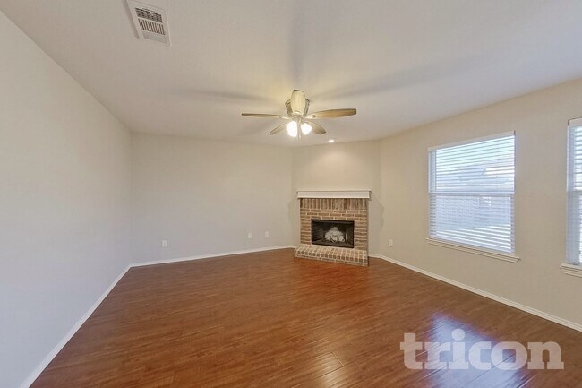 Building Photo - 2611 Frederick St