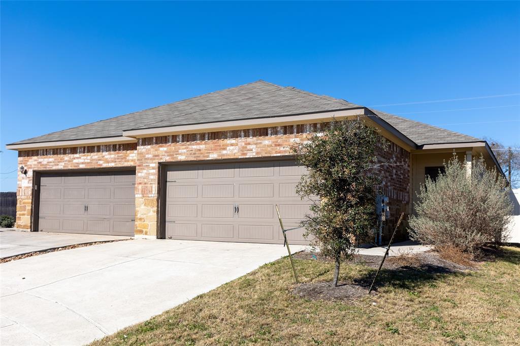 271 Joanne Lp, Buda, TX 78610 Townhome Rentals in Buda TX