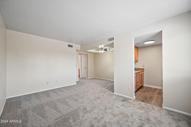 Building Photo - 3141 E Cypress St